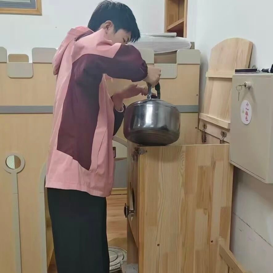 1035C